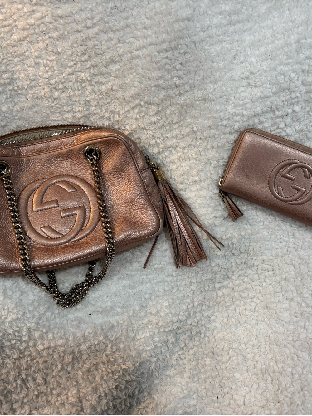 Gucci Metallic Bronze Soho Shoulder Bag with Tassel comes with matching wallet